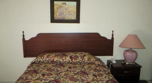 Dry Ridge Motor Inn Buitenkant foto